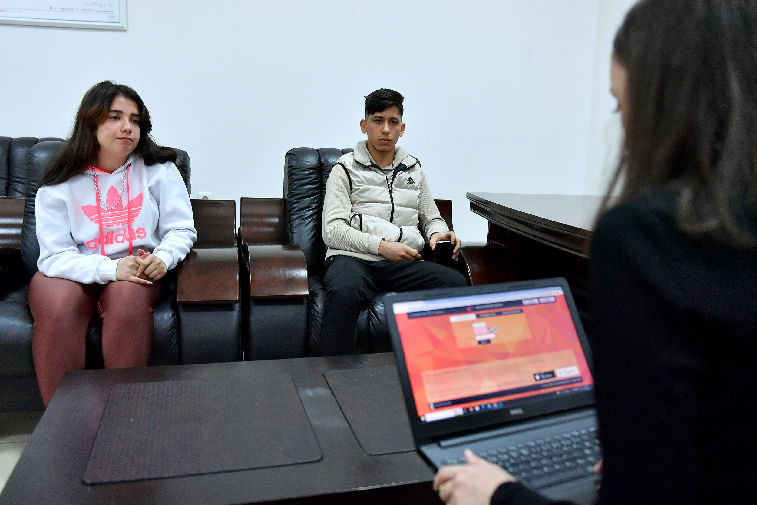 Tüm imkanlarını deprem felaketini