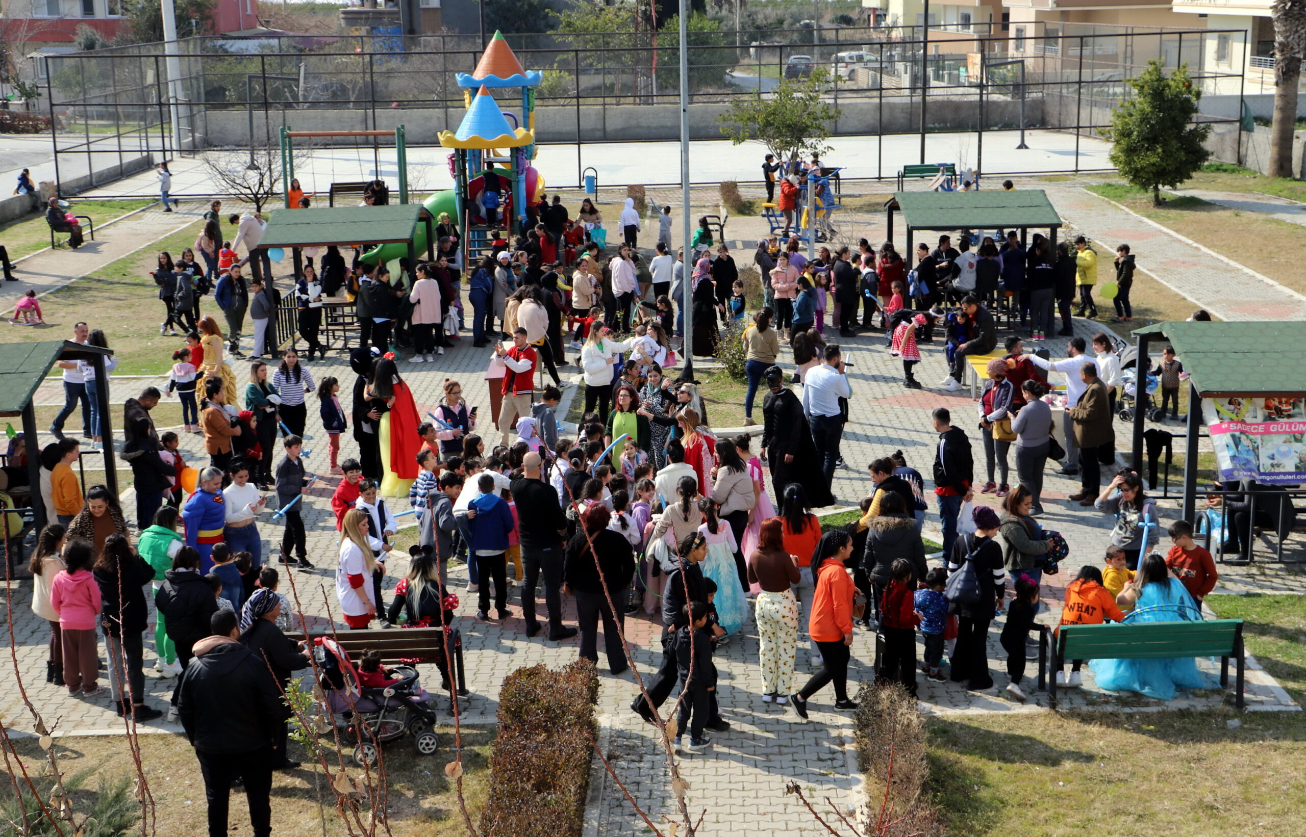 Türkiye deprem gerçeğiyle yüzleşirken,