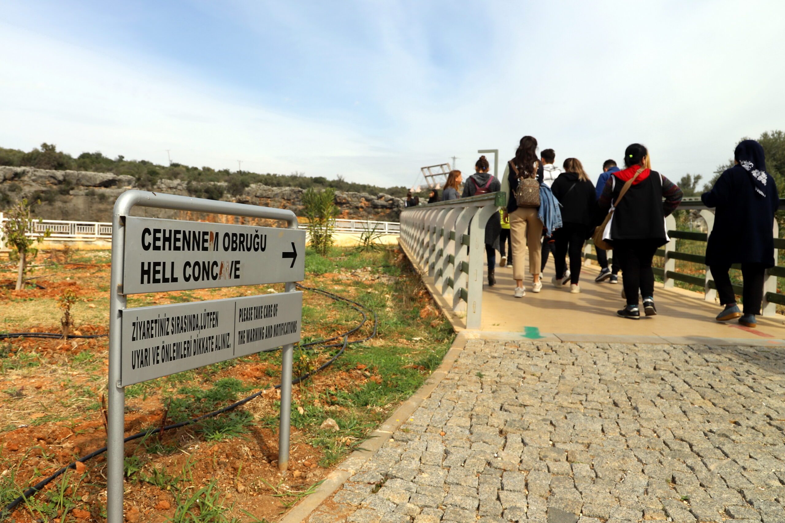 Akdeniz Belediyesi, deprem felaketi