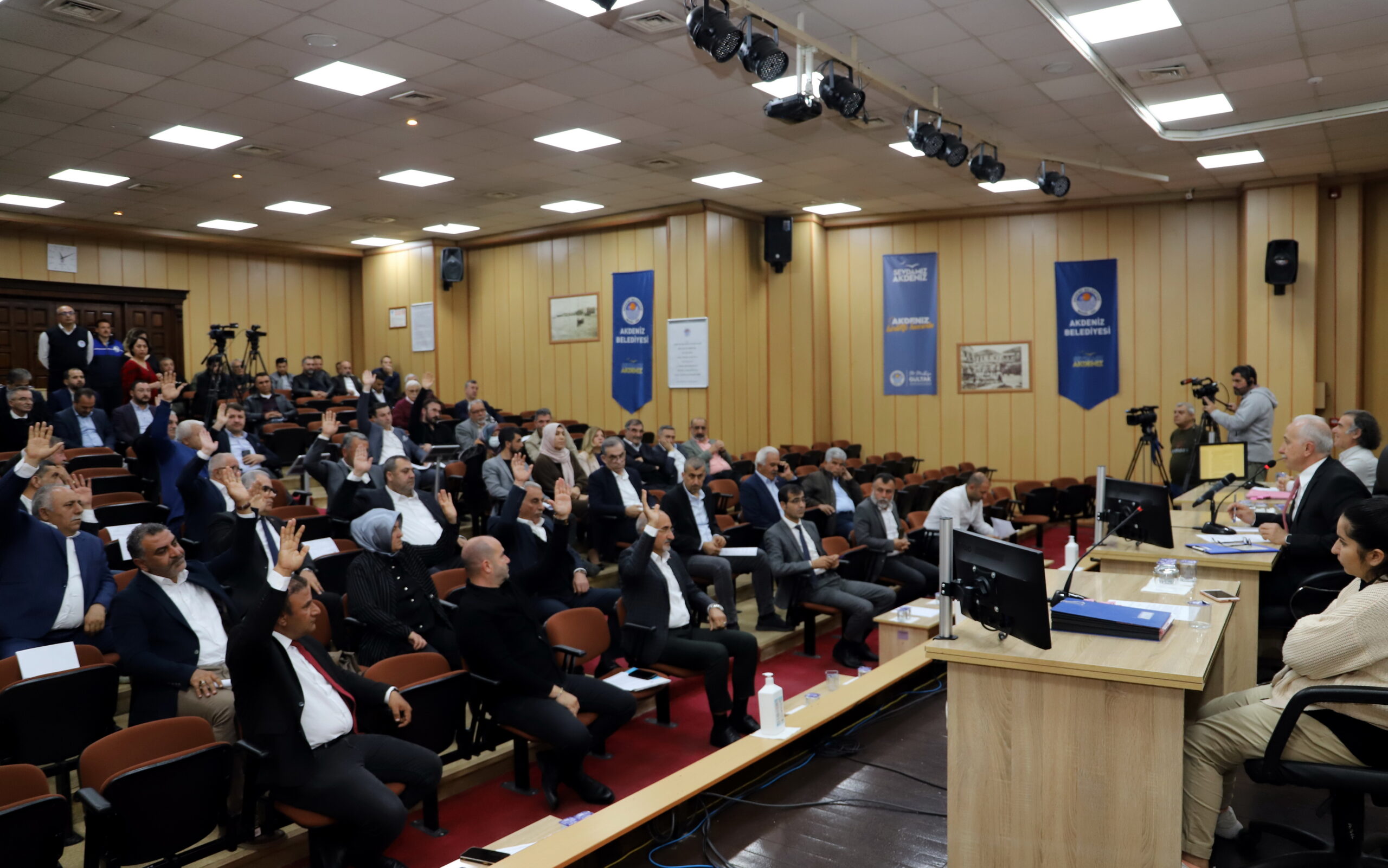 Akdeniz Belediye Meclisi Mart