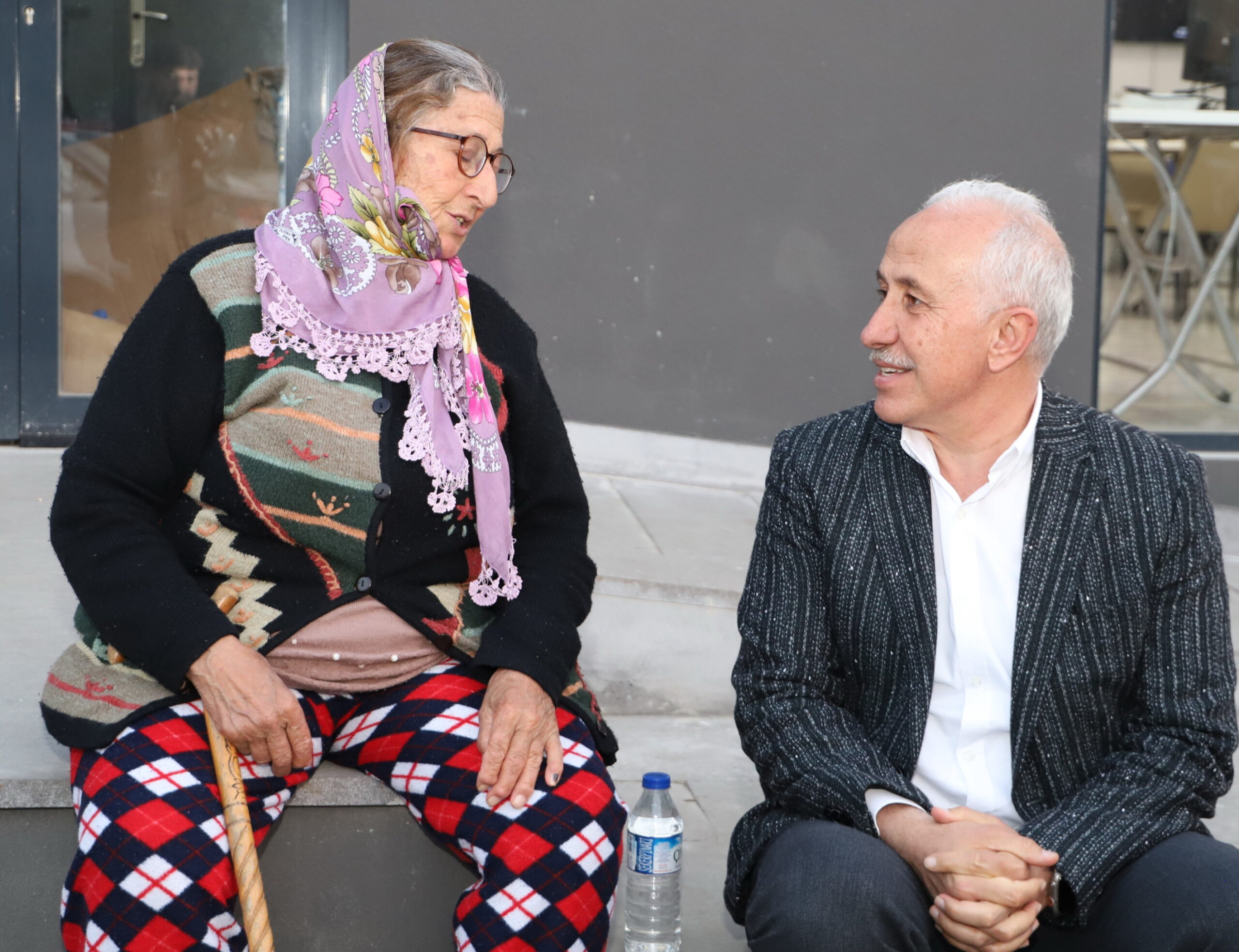 Akdeniz Belediye Başkanı M.