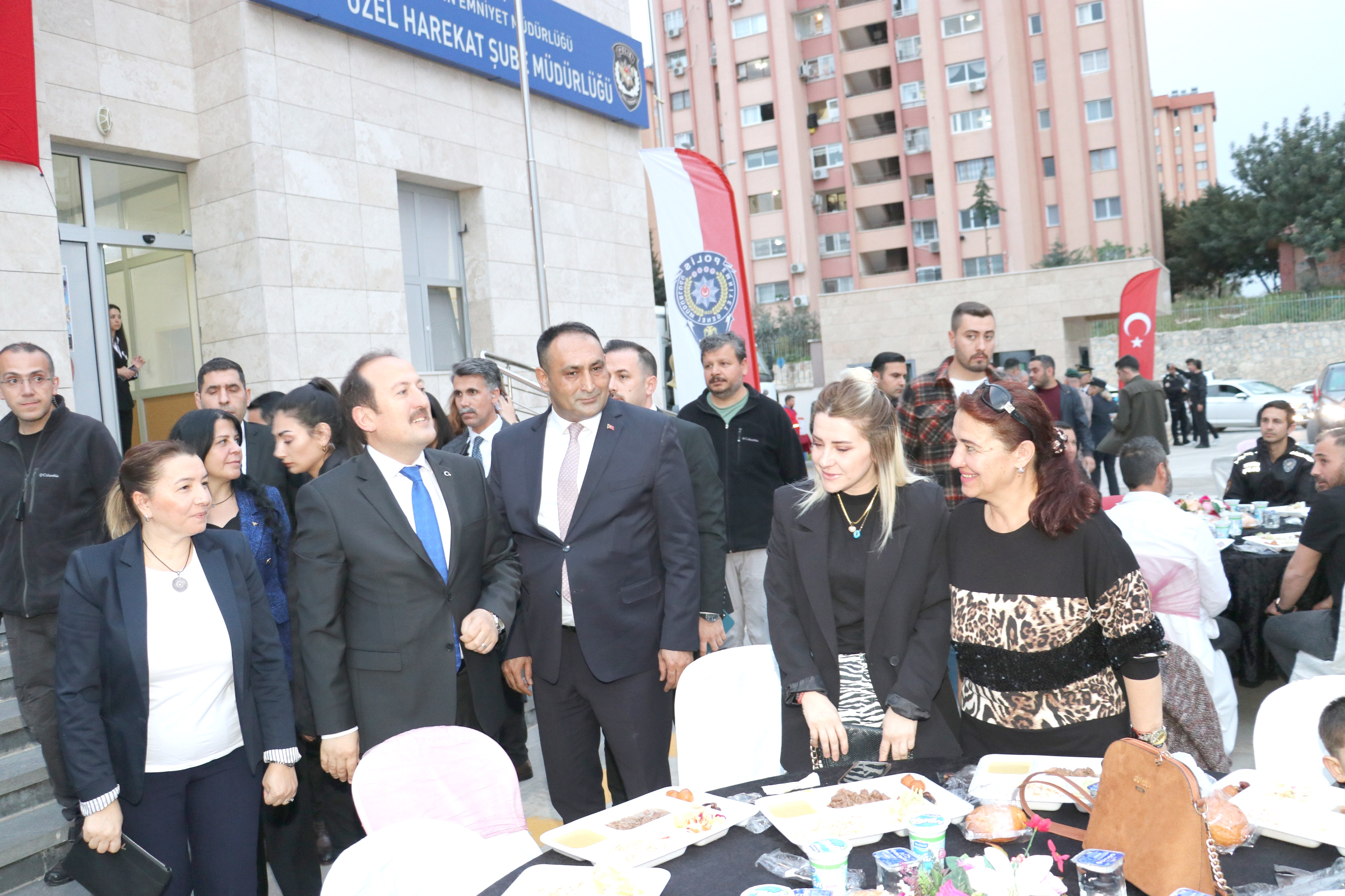 Toroslar Belediye Başkanı Atsız