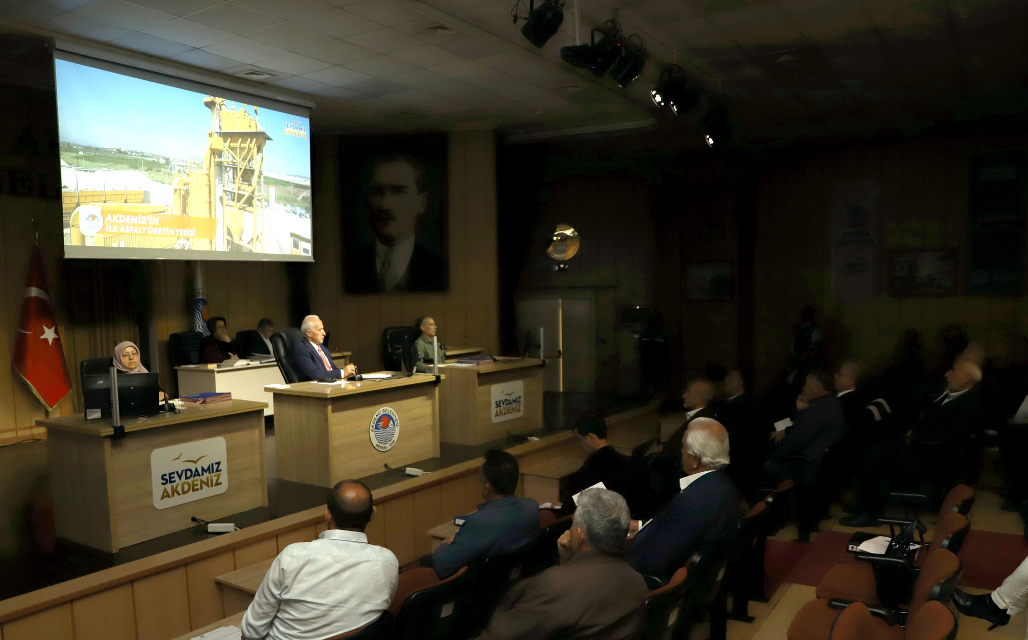 Akdeniz Belediye Meclisi, Nisan