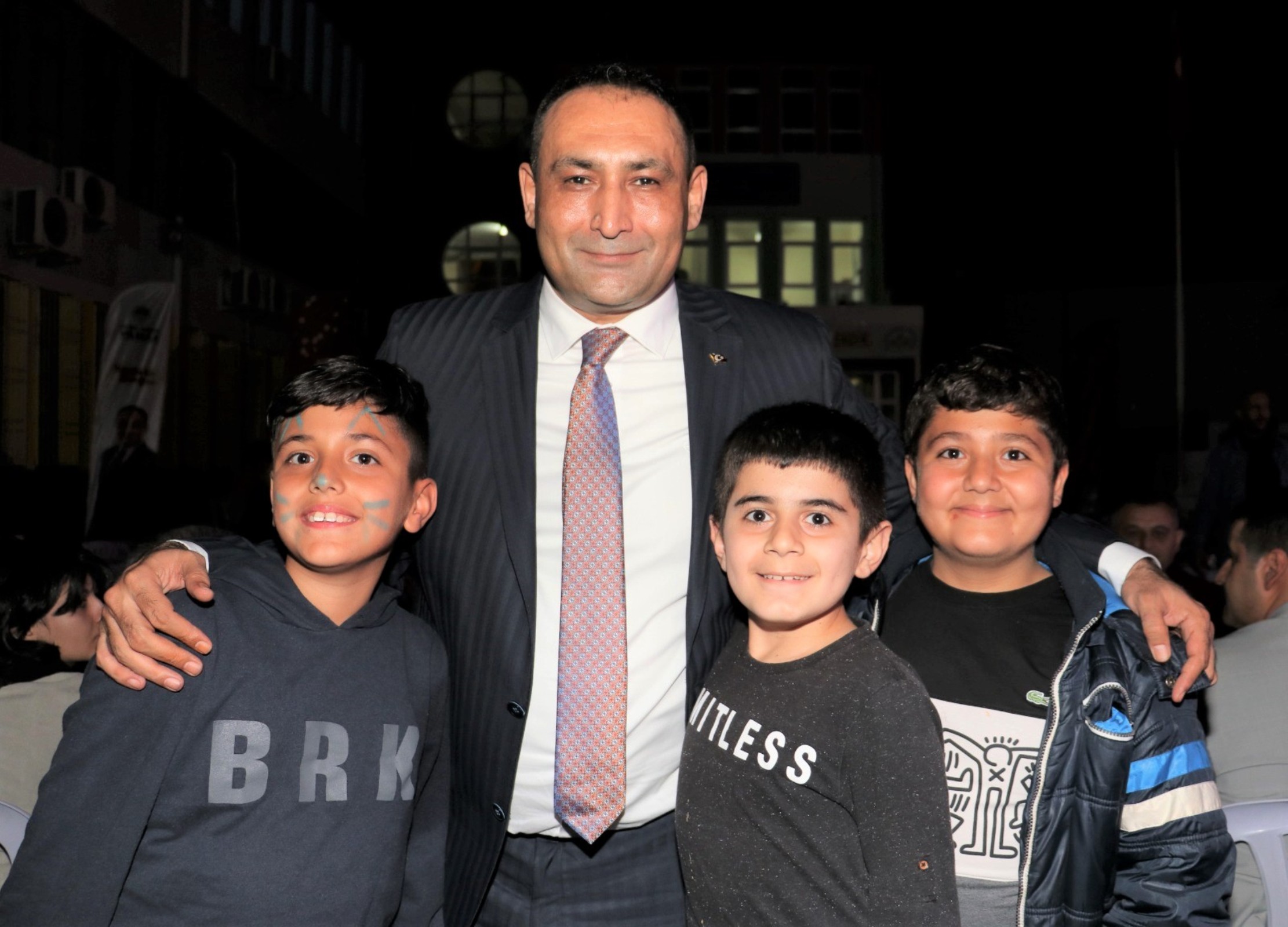 “TOROSLAR ÇOCUK ŞENLİĞİ COŞKUYLA DEVAM EDİYOR” Mersin’in merkez ilçesi Toroslar