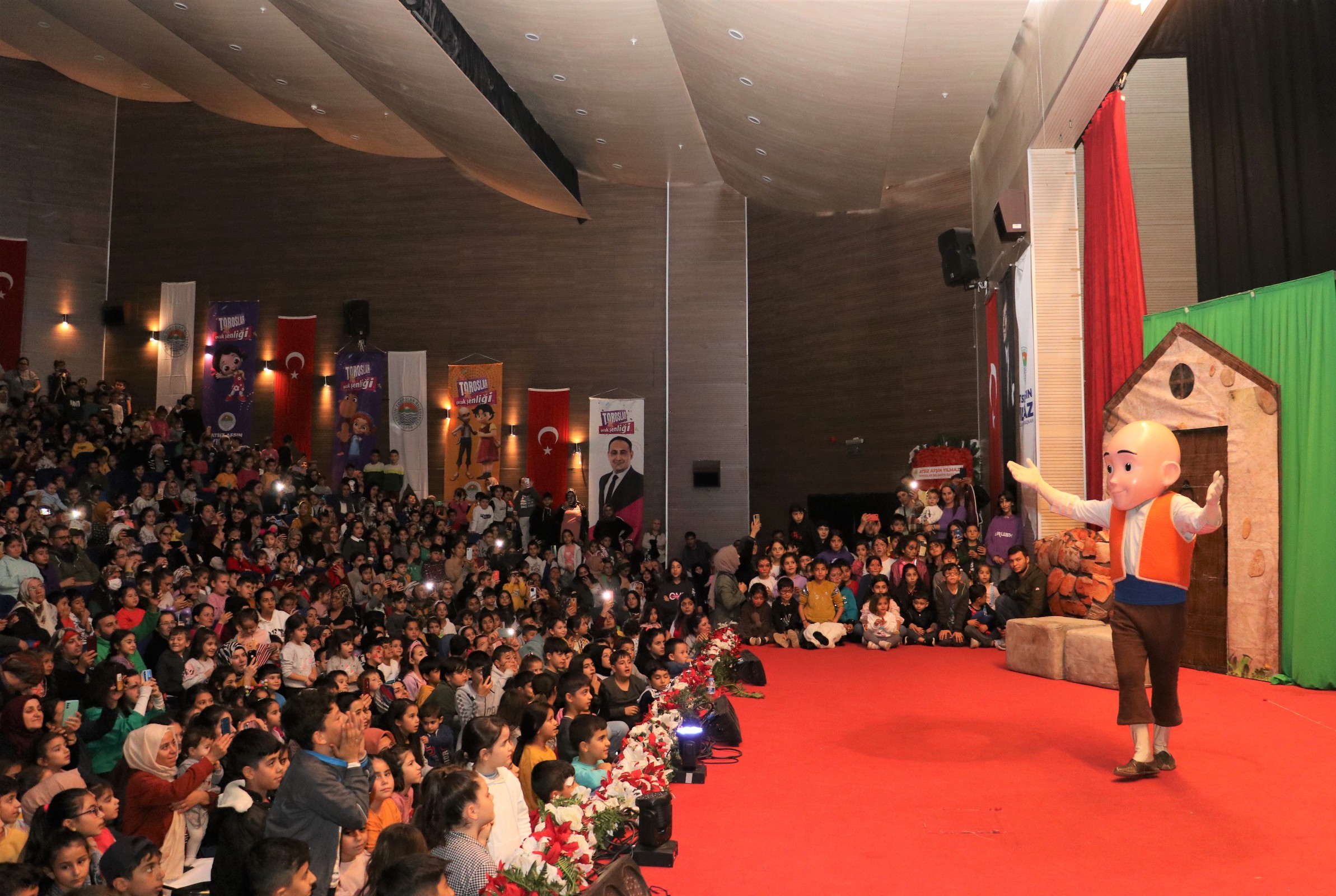 Toroslar Belediye Başkanı Atsız