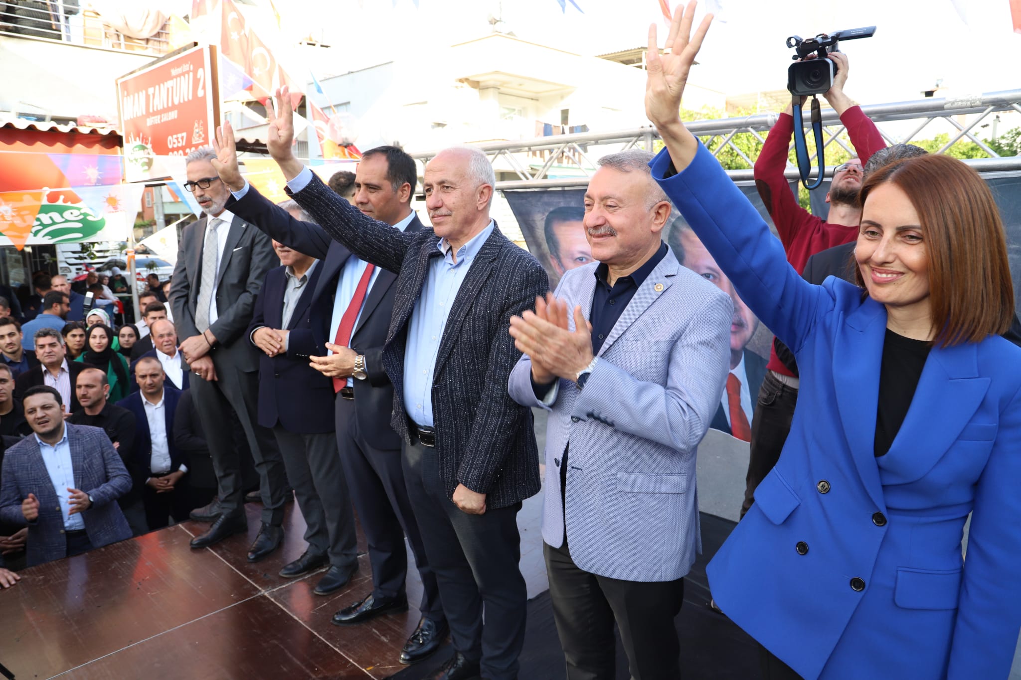 Akdeniz Belediye Başkanı M.