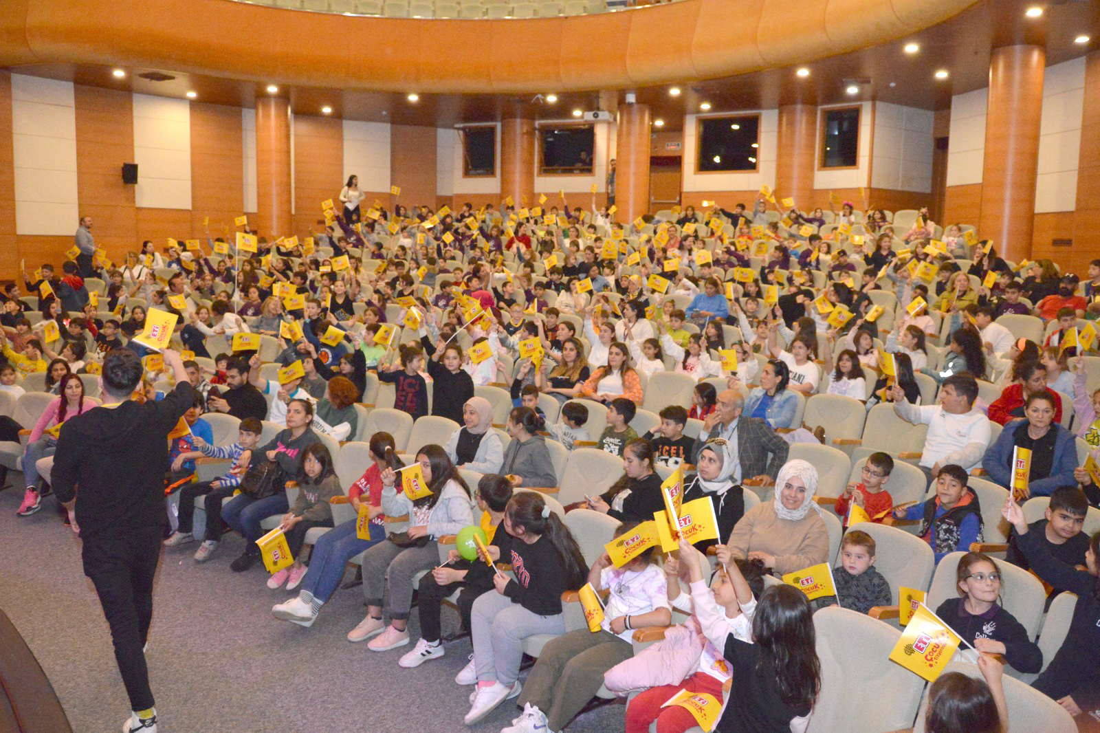 Mersin Yenişehir Belediyesi ve