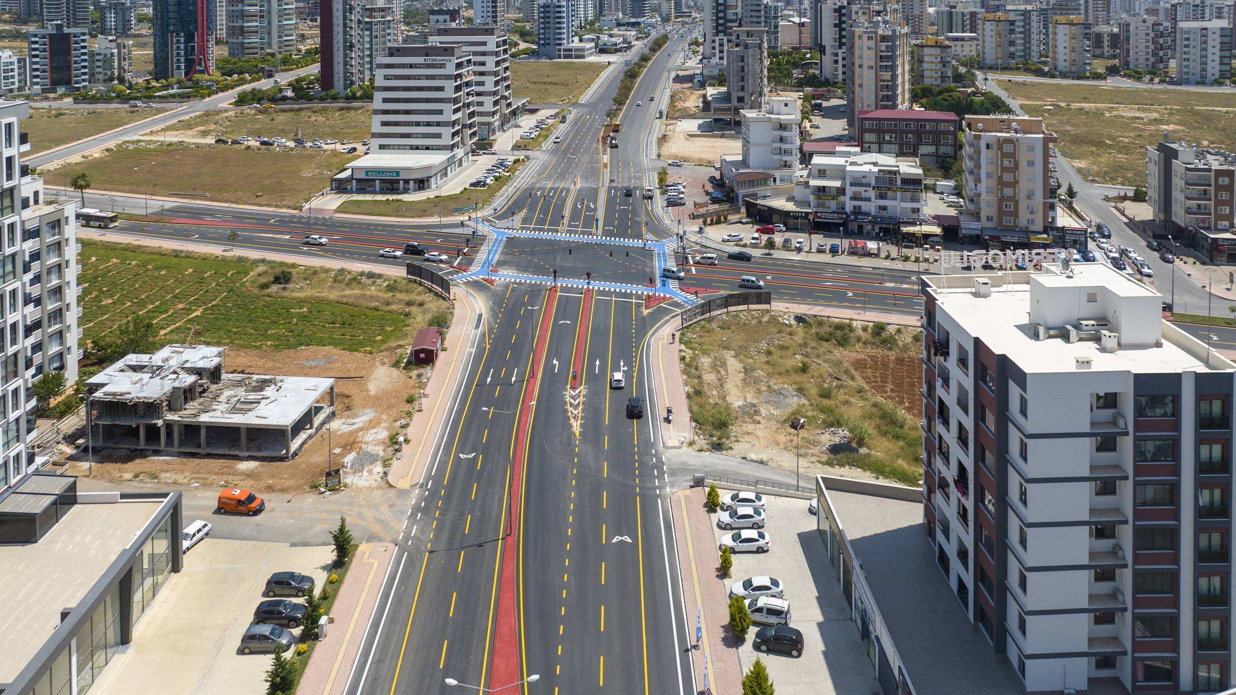Mersin Büyükşehir Belediyesi’nin 13.Cadde