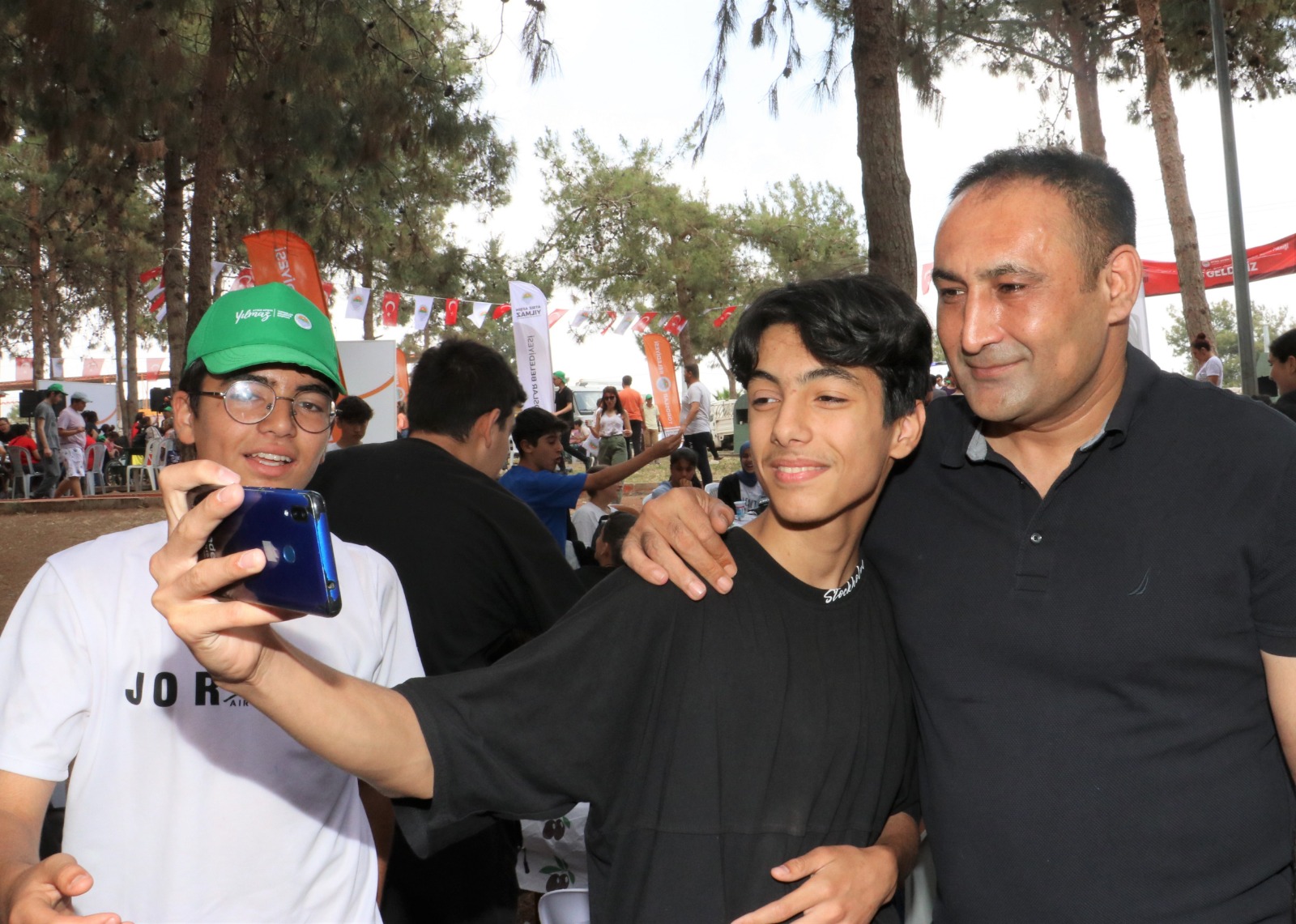 “KALPLERDE DAİMA SEVGİ ve SAYGI OLSUN” Toroslar Belediye Başkanı Atsız