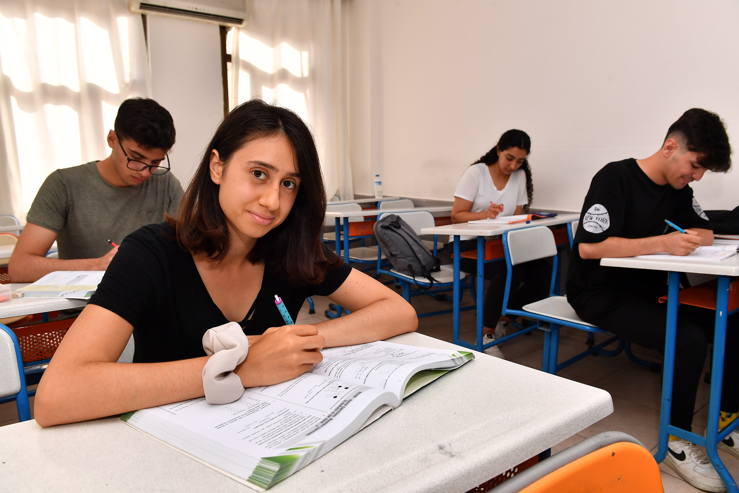 Mersin Büyükşehir Belediyesi, eğitime