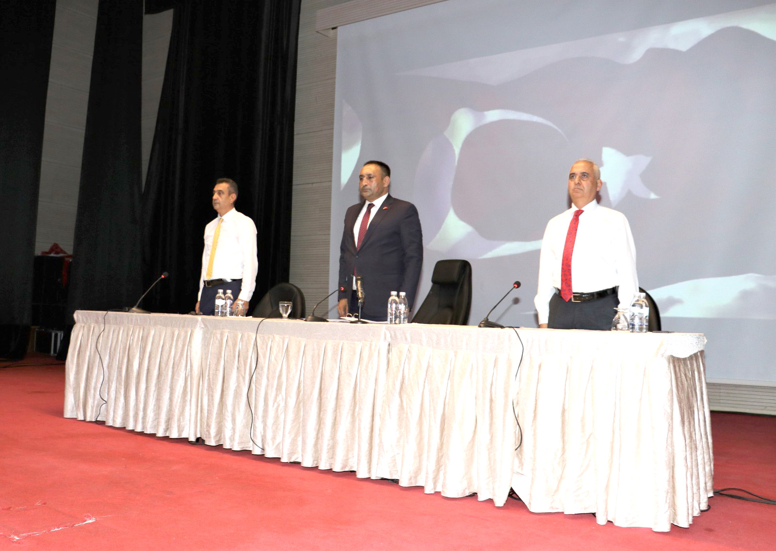 TOROSLAR BELEDİYE MECLİSİ, HAZİRAN AYI TOPLANTISINI YAPTI Toroslar Belediye Başkanı Atsız