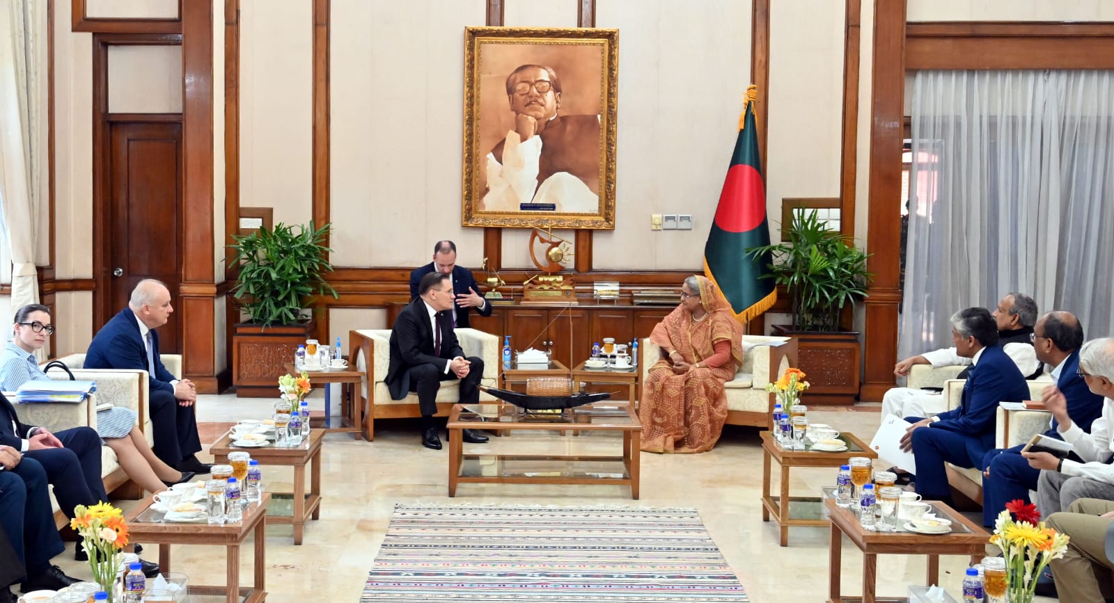 Rosatom Genel Müdürü Likhachev, Bangladeş Başbakanı Şeyh Hasina ile Ruppur NGS İnşaatının Gidişatını Görüştü Rusya Devlet Nükleer Enerji