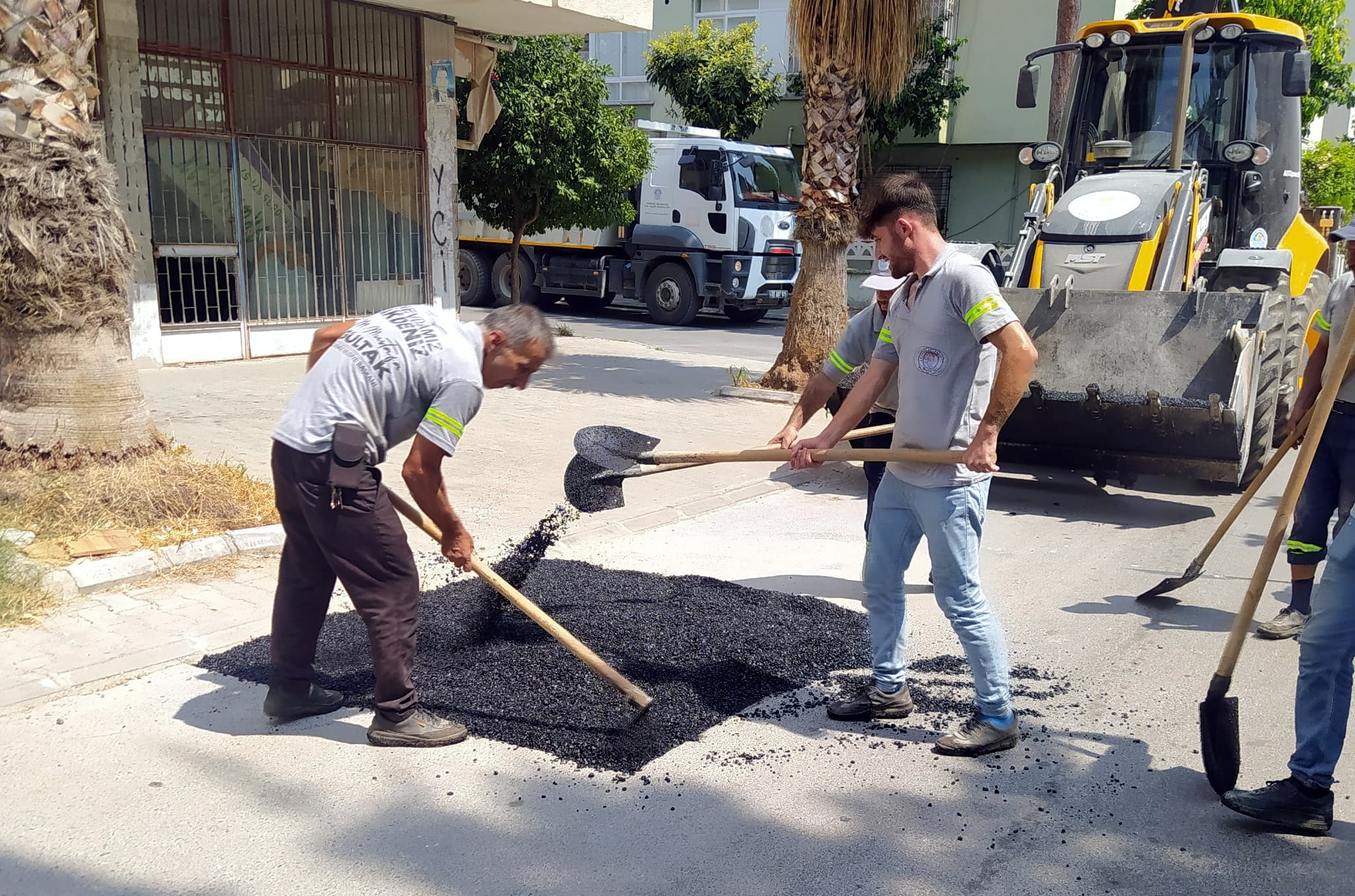 Akdeniz Belediyesi, uzak yakın