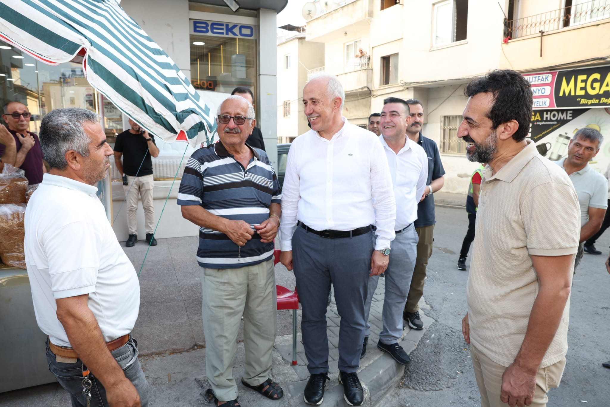 Akdeniz Belediye Başkanı M.