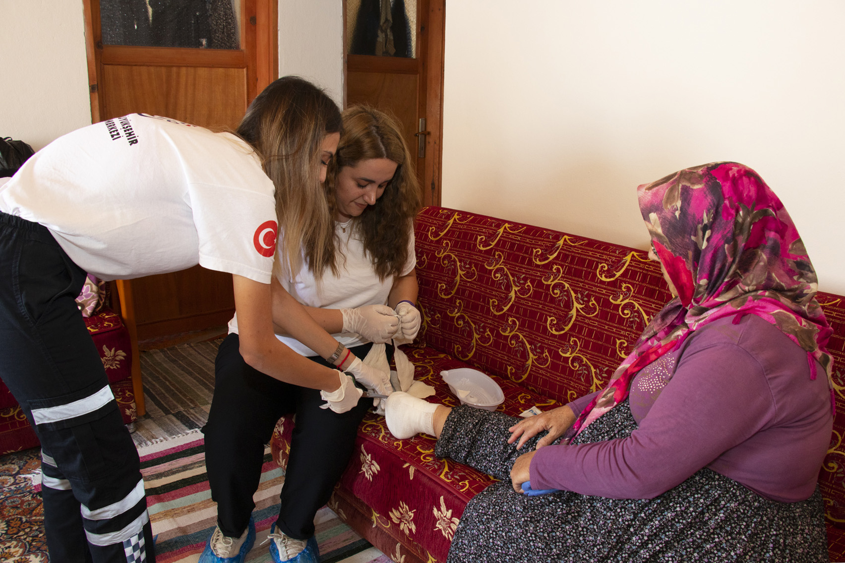 Yediden yetmişe herkesi kucaklayan