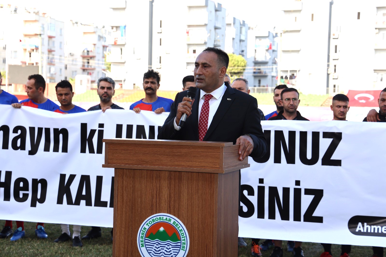 TOROSLAR BELEDİYESİNDEN CUMHURİYET BAYRAMI’NA ÖZEL İKİ BÜYÜK SPOR ETKİNLİĞİ Mersin’in merkez ilçesi Toroslar