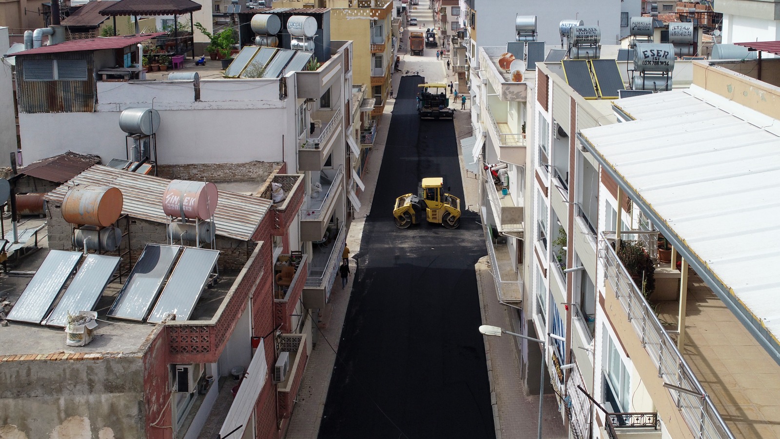 MESKİ, SICAK ASFALT KAPLAMA ÇALIŞMALARINA DEVAM EDİYOR Mersin Büyükşehir Belediyesi Mersin