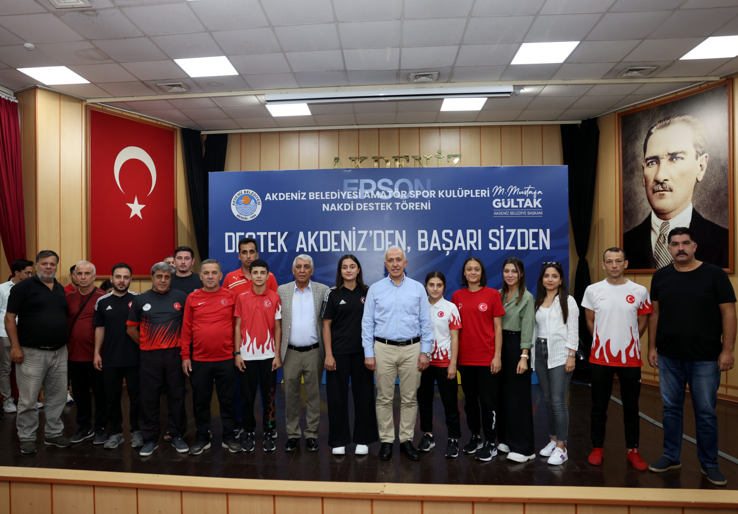 Akdeniz Belediyesi’nin düzenlediği törenle,