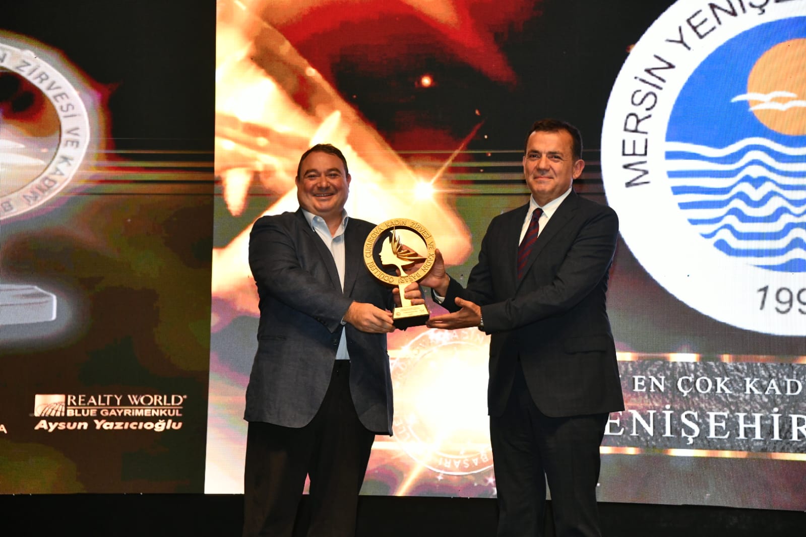 – Başkan Özyiğit’e, “Yılın