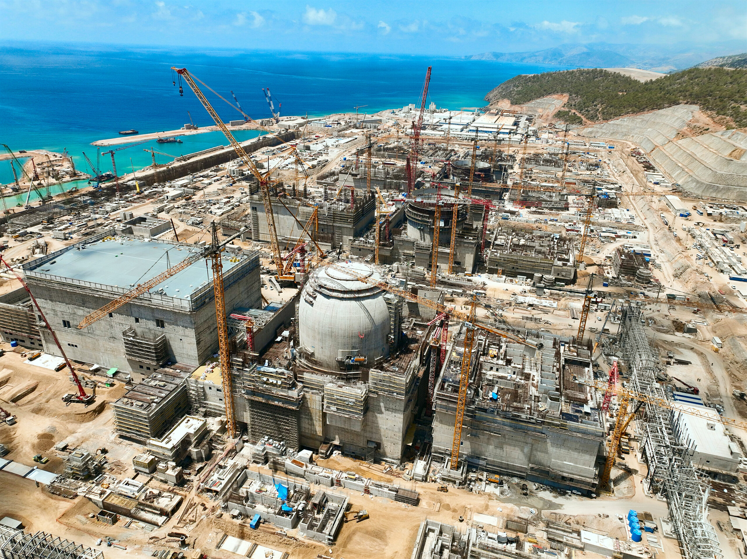 Akkuyu NGS’de Modern Kı̇mya Analı̇z Laboratuvarı Faalı̇yete Geçti Laboratuvar, Türkiye’nin ilk nükleer