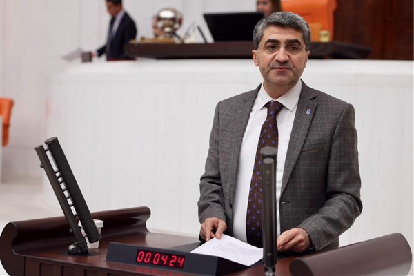 Deva Partili Ekmen: “THY’nin şehir tanıtımlarında neden Mersin’e yer verilmedi?” DEVA Partisi Genel Başkan