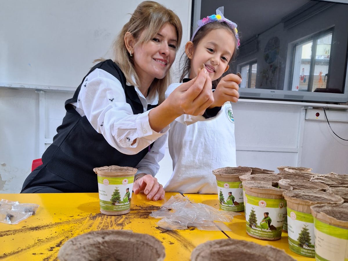 Anamur’da Kıbrıs İlkokulu’nun 200