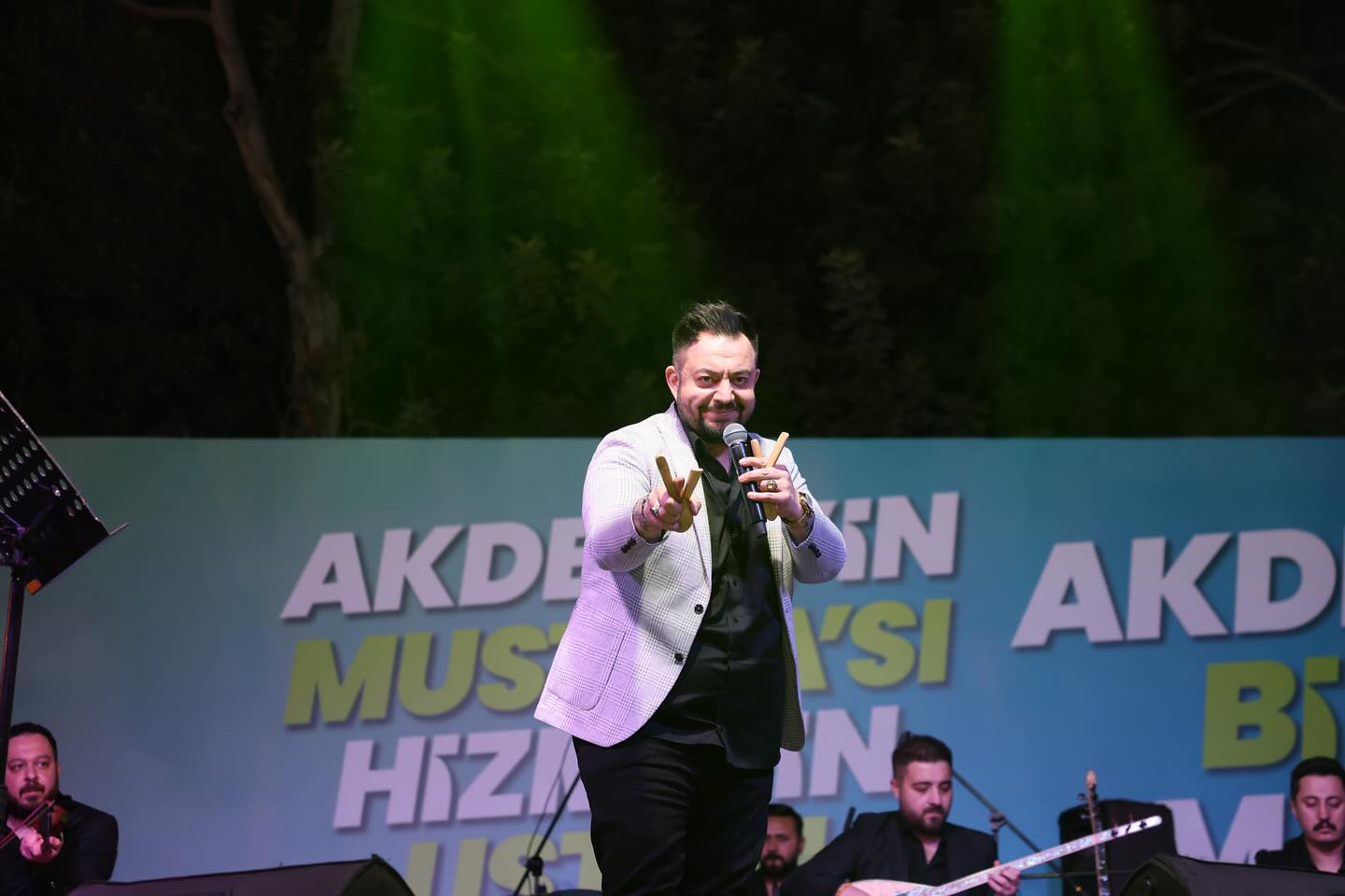 Akdeniz Belediyesi, Kültür ve