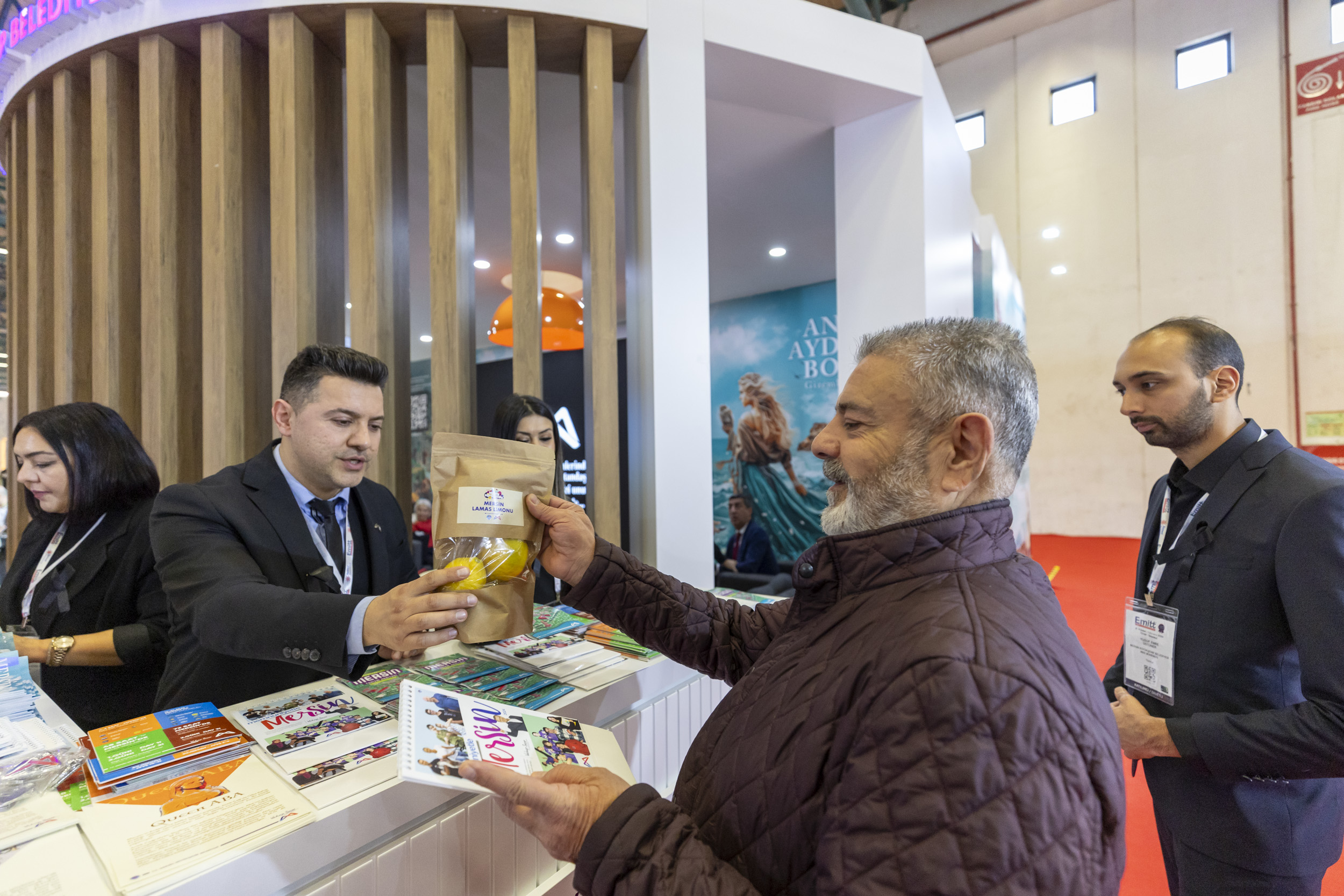 MERSİN BÜYÜKŞEHİR BELEDİYESİ DOLU DOLU BİR FUAR GEÇİRDİ Mersin Büyükşehir Belediyesi, Avrupa’nın