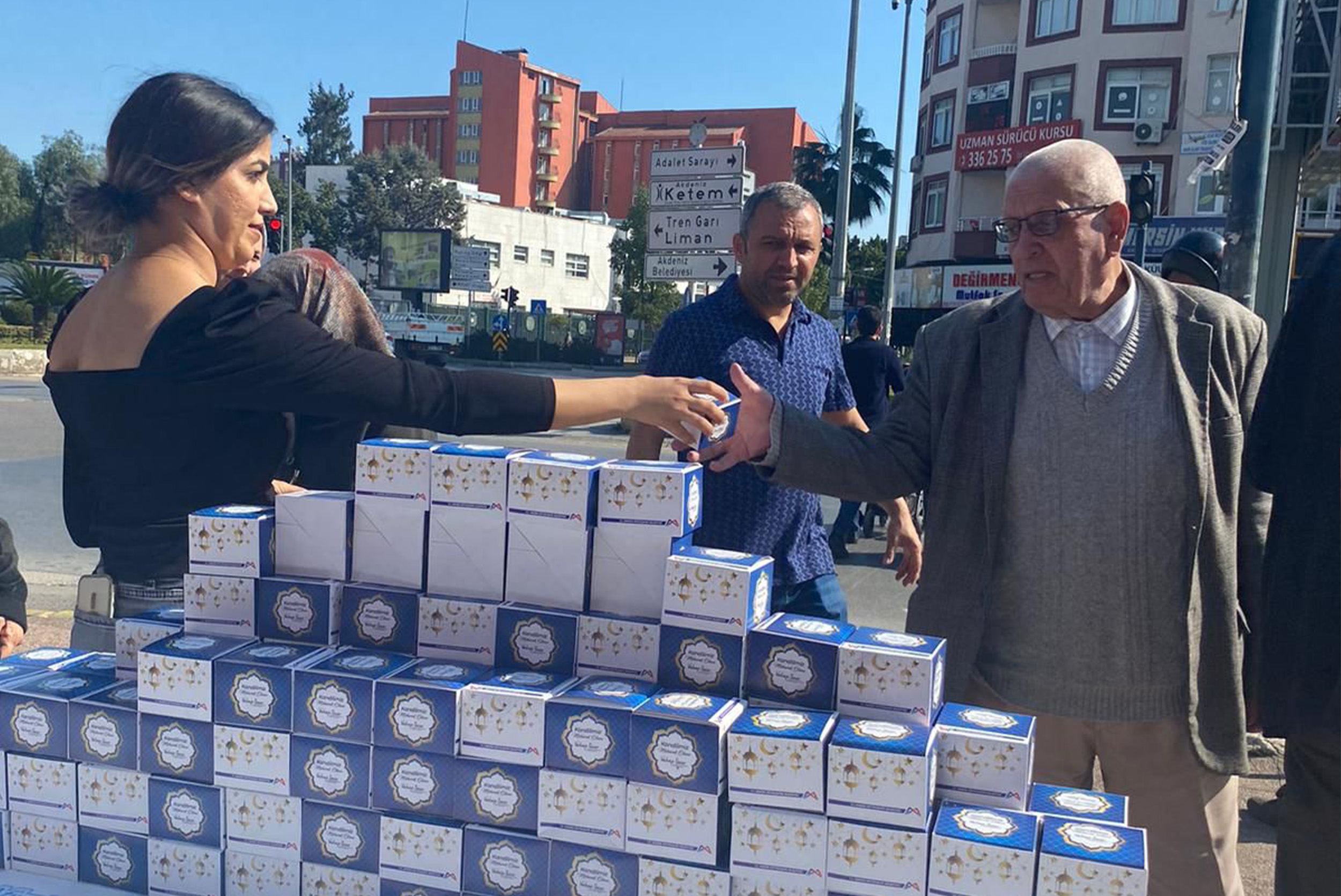 Mersin Büyükşehir Belediyesi, kandillerde