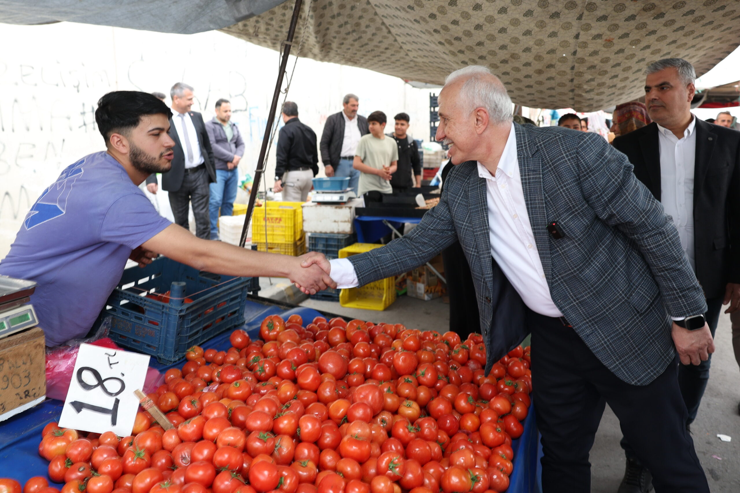Akdeniz Belediye Başkanı Mustafa