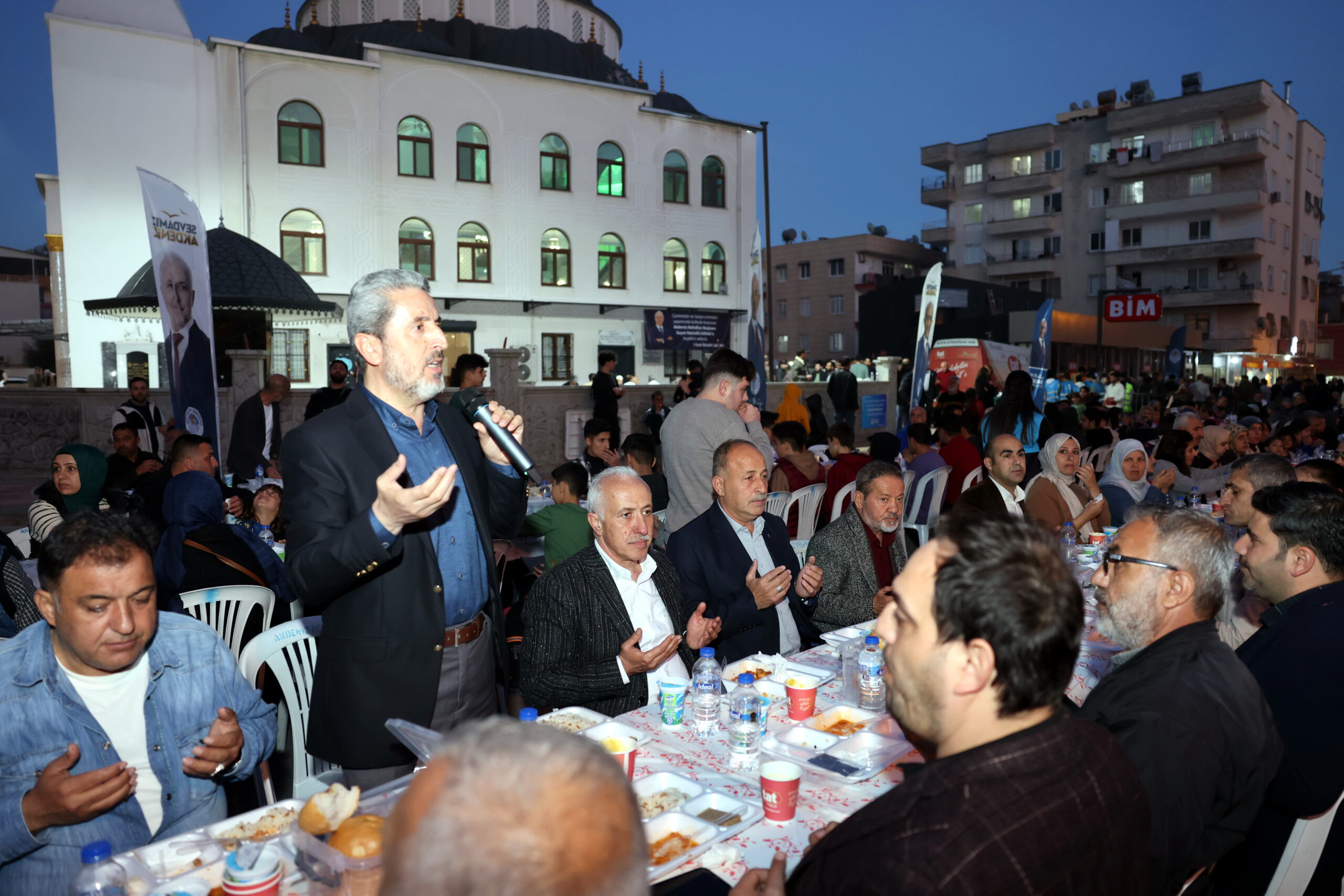 Geçmişte Akdeniz Belediye’sini yönetenlerin,