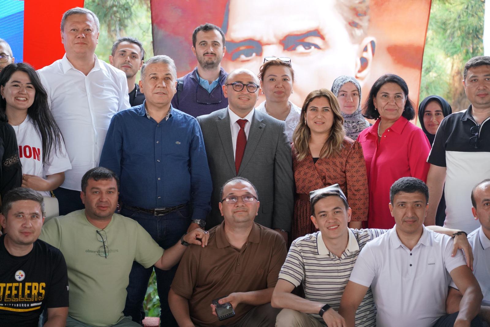 İpek Yolu eksenindeki ekonomik,