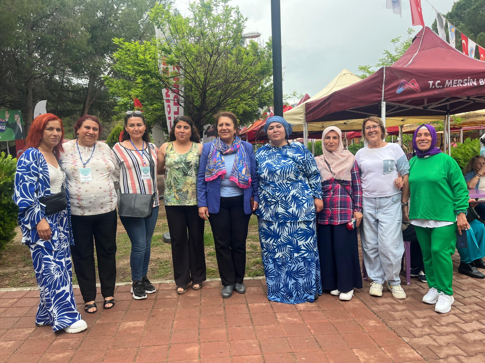 Kadını ve çocuğu önceleyen