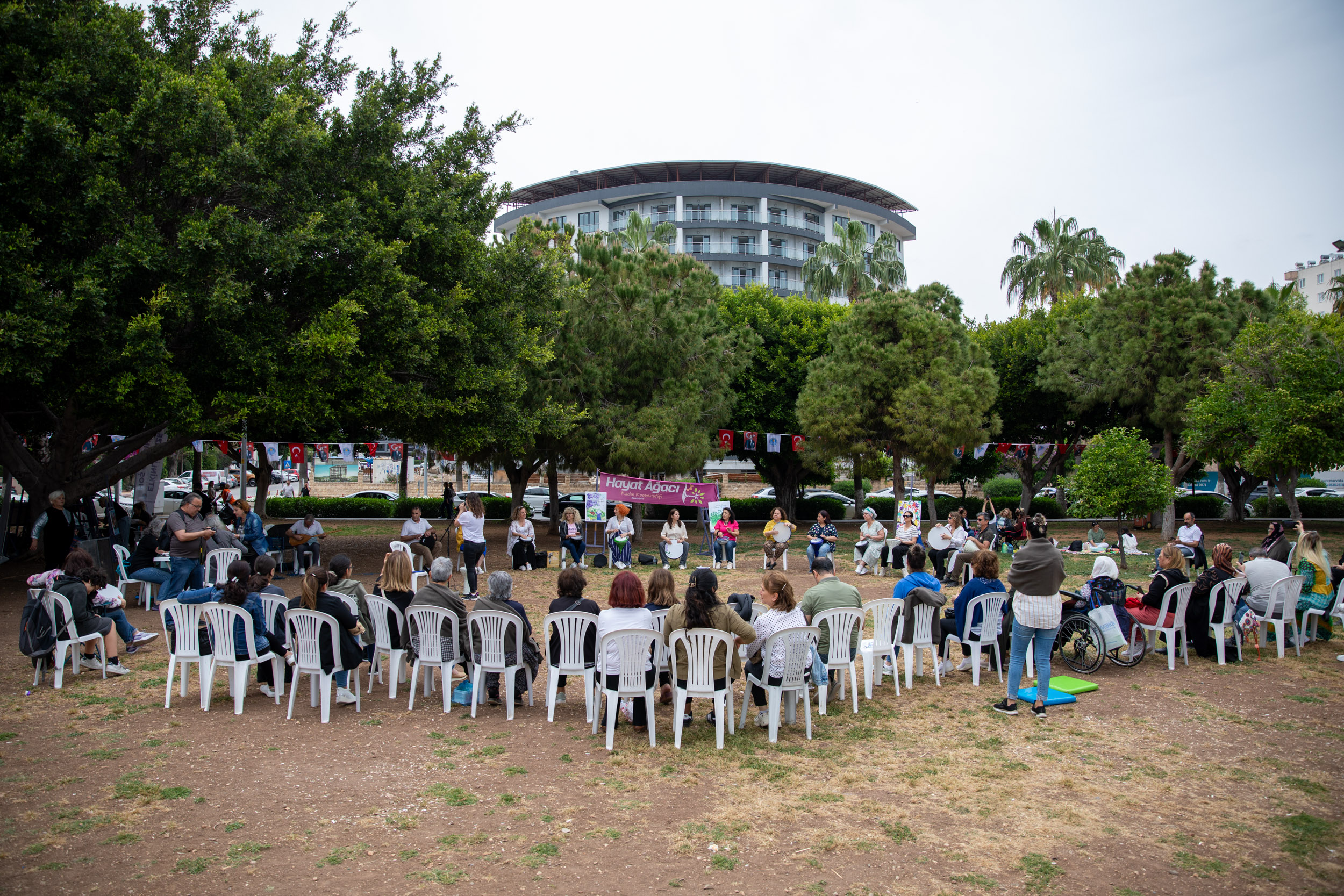 Güçlü kadın güçlü toplum