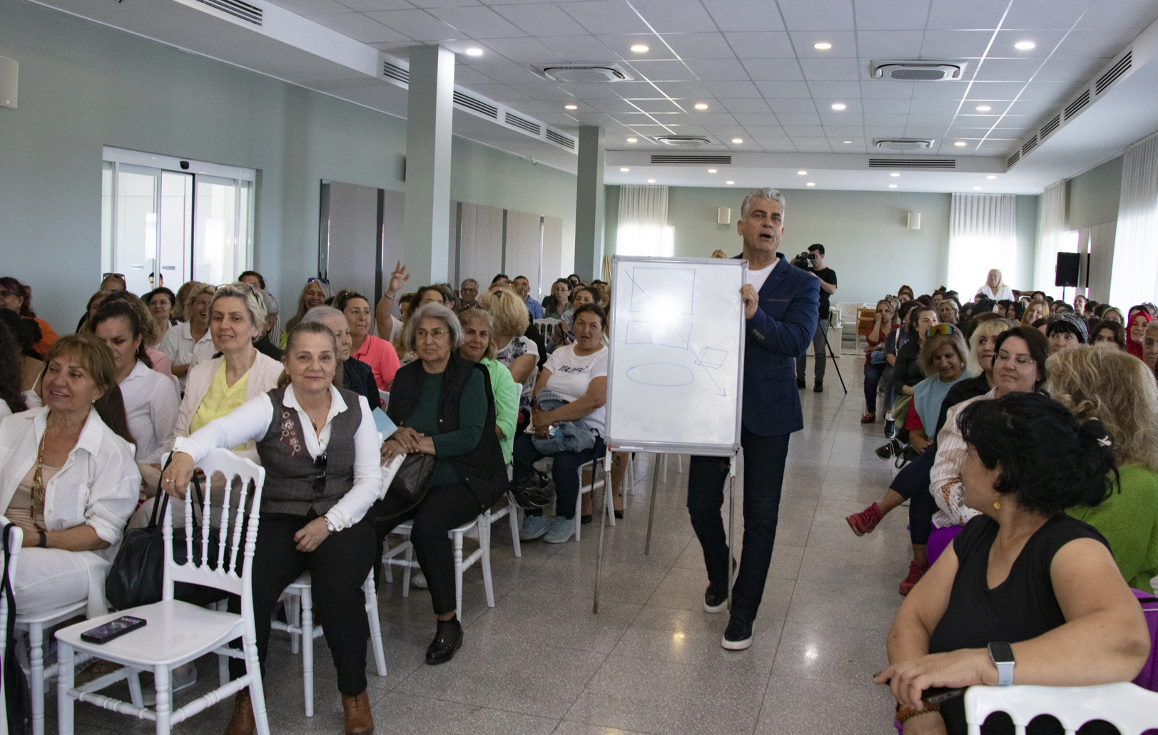 Kadınlara yönelik projeleriyle Mersinli