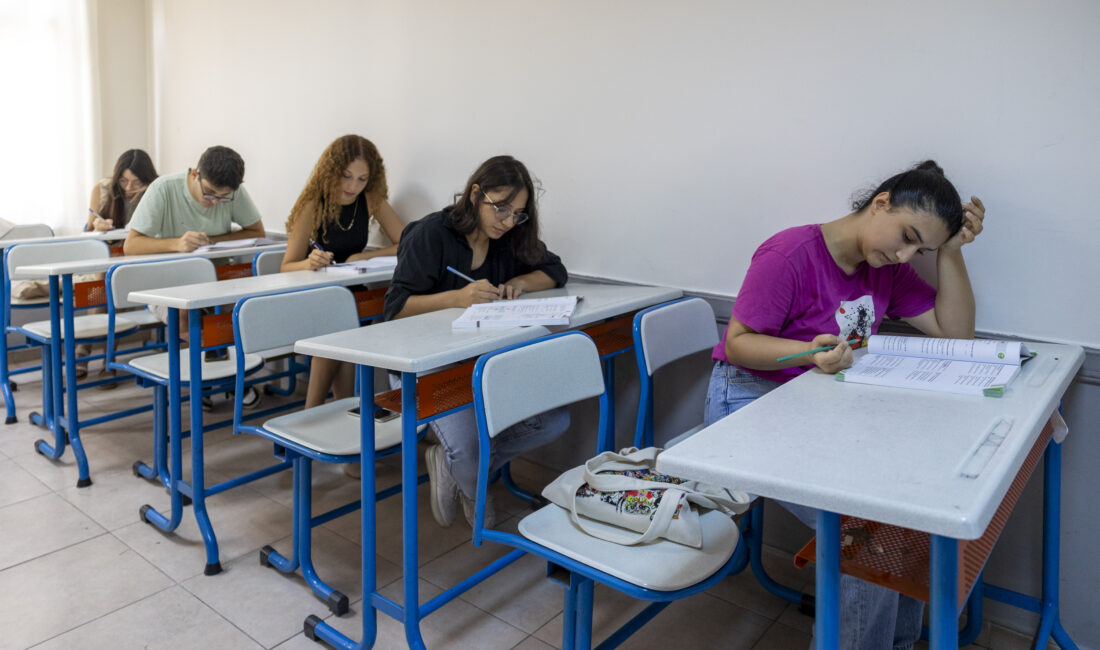 Hayallerindeki üniversiteleri ve bölümleri