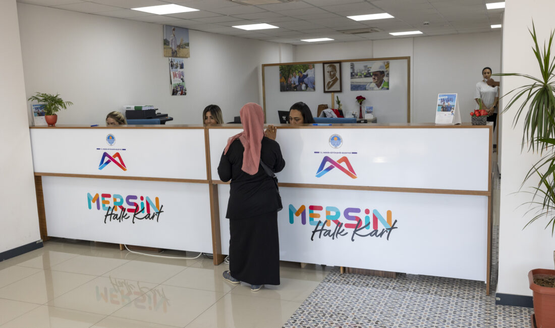 Mersin Büyükşehir Belediyesi, öğrencilerin