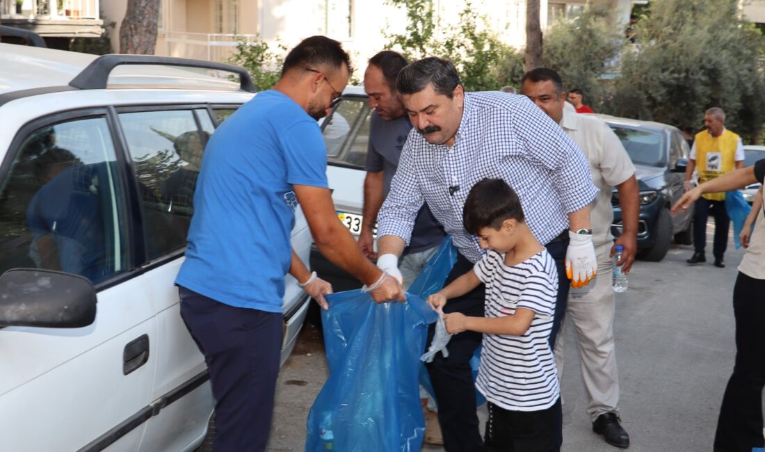 Toroslar Belediyesinin “Mahallede Temizlik