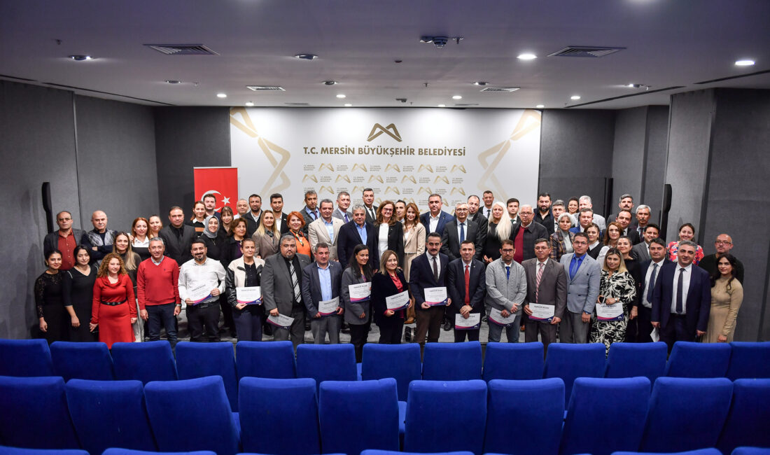 Devlet memuru olarak Mersin