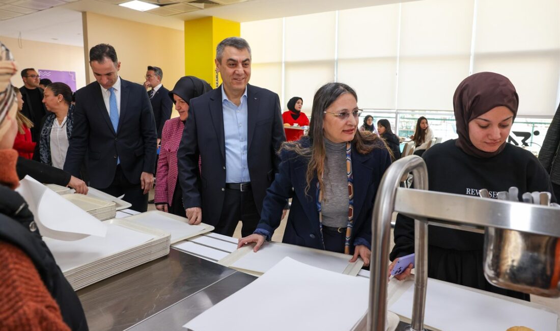 Valimiz Sayın Atilla Toros,