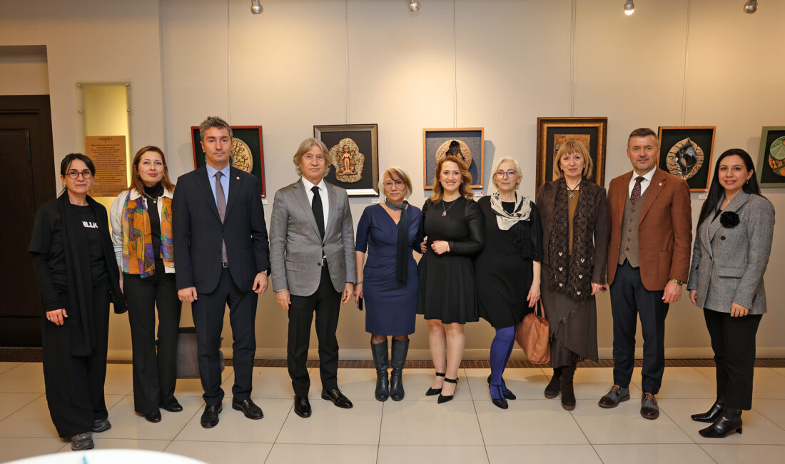 Emekli olan eğitimciler Seher