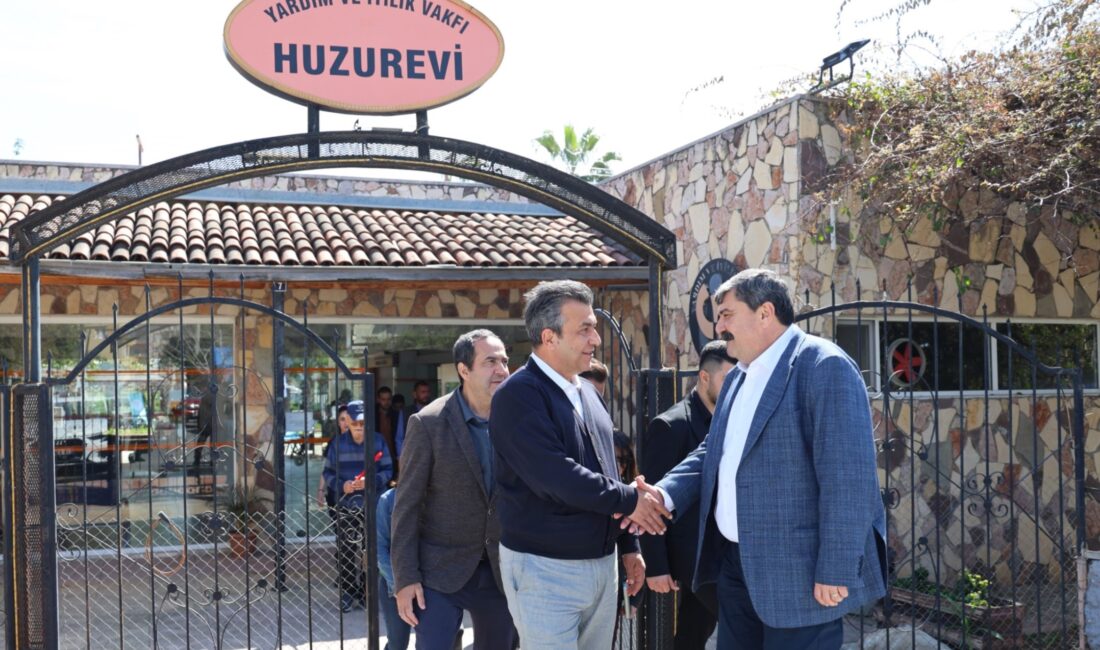 BAŞKAN YILDIZ, YAŞLILARA SAYGI HAFTASI’NDA HUZUREVİ SAKİNLERİYLE BİR ARAYA GELDİ Toroslar Belediye Başkanı Abdurrahman