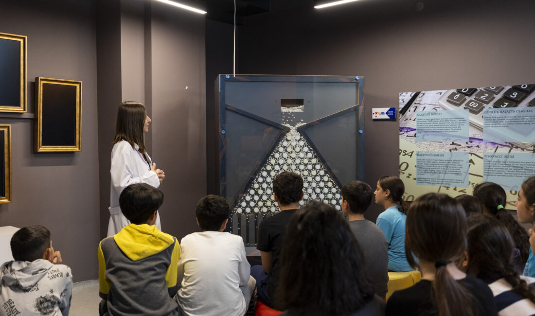 MERSİN BÜYÜKŞEHİR’DEN ÖĞRENCİLERE MATEMATİĞİ SEVDİREN PROGRAM Mersin Büyükşehir Belediyesi Sosyal