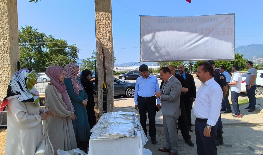Umre Ödüllü Bilgi Yarışması, Gençlik Şöleniyle Taçlandı Anamur’da Dereceye Giren Gençler,