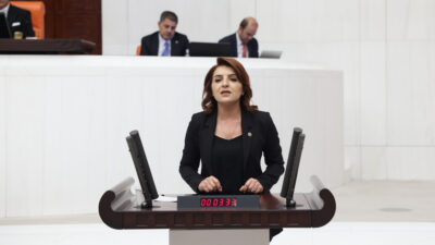 CHP’Lİ GÜLCAN KIŞ: “TÜRKİYE İCRALIK VATANDAŞLAR ÜLKESİ OLDU!”