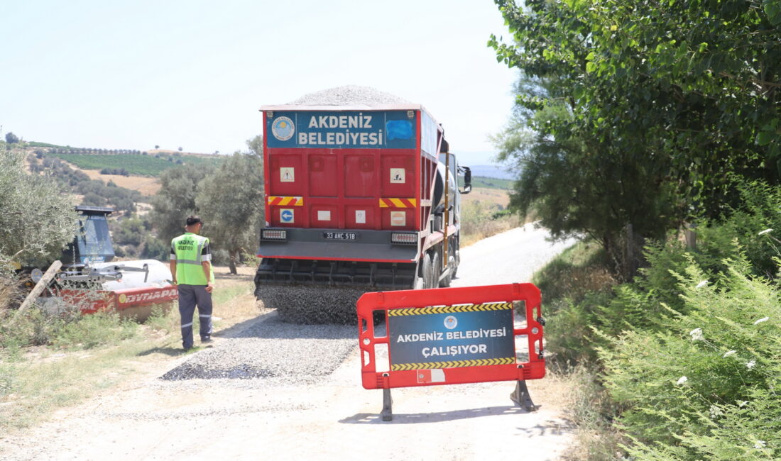 Akdeniz Belediyesi; bir yandan