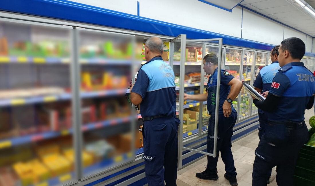 AKDENİZ ZABITADAN ZİNCİR MARKETLERE ETİKET VE SON KULLANMA TARİHİ DENETİMİ Akdeniz Belediyesi Zabıta Müdürlüğü