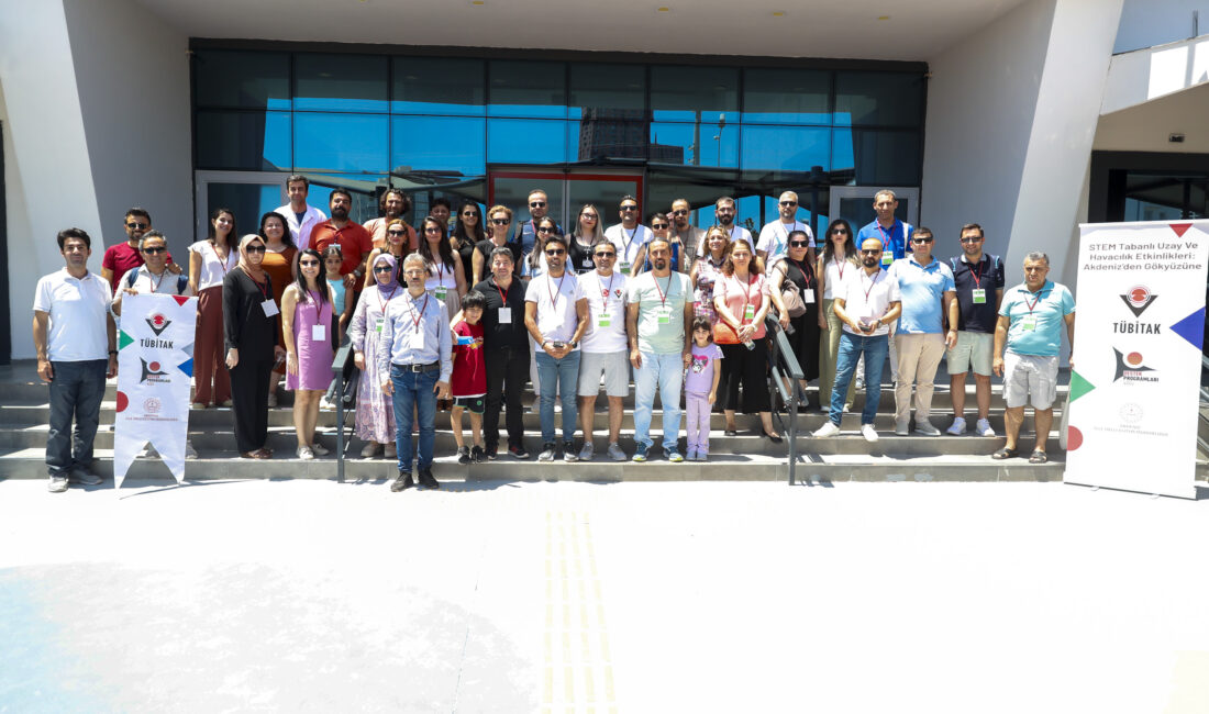 MERCAN BİLİM MERKEZİ ÖĞRETMENLERİ AĞIRLADI ‘TÜBİTAK 4004 Doğa Eğitimi