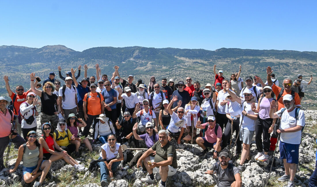 BÜYÜKŞEHİR, GEÇMİŞİ GÜNÜMÜZE TAŞIYAN KÜLTÜR ROTASINI TOROSLAR’DA SÜRDÜRDÜ Mersin Büyükşehir Belediyesi’nin öncülüğünde