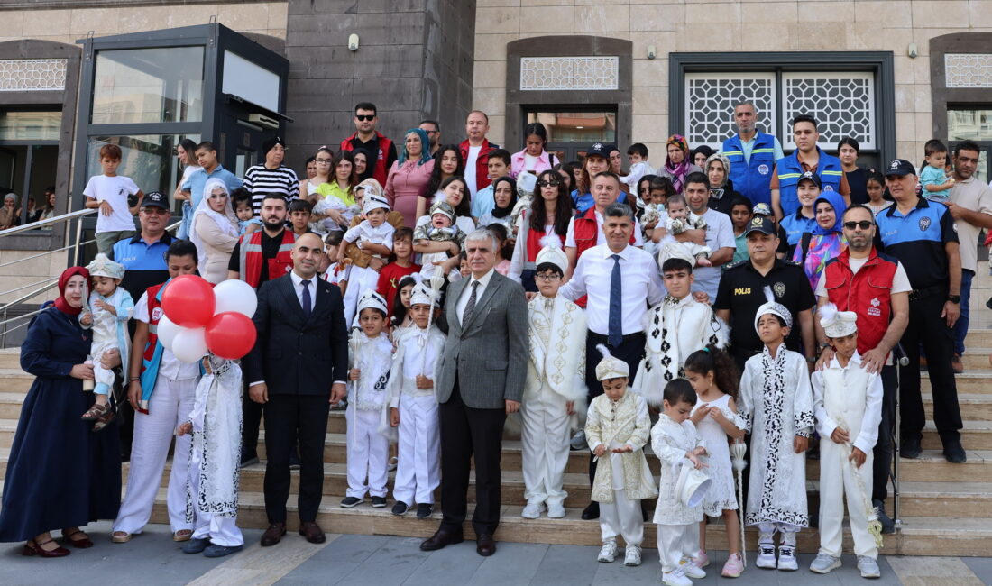 Akdeniz’de 33 Çocuk İçin Anlamlı Sünnet Şöleni Mersin’in Akdeniz ilçesinde, ihtiyaç